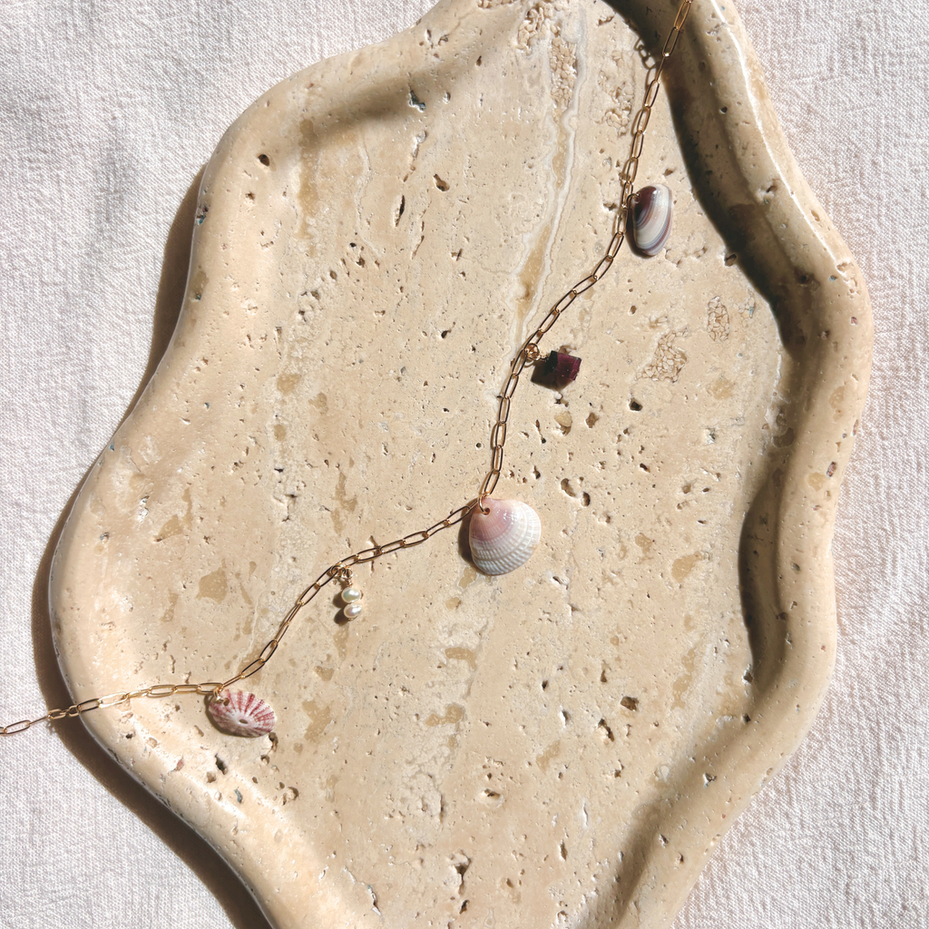 Dainty Seashell Charm Necklace | 14K Gold-filled